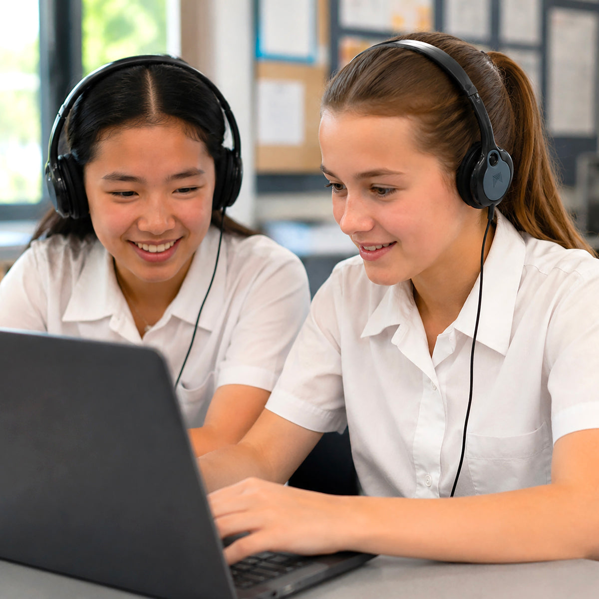 Headsets 2.0 (no mic) USB-C MCONNECTED