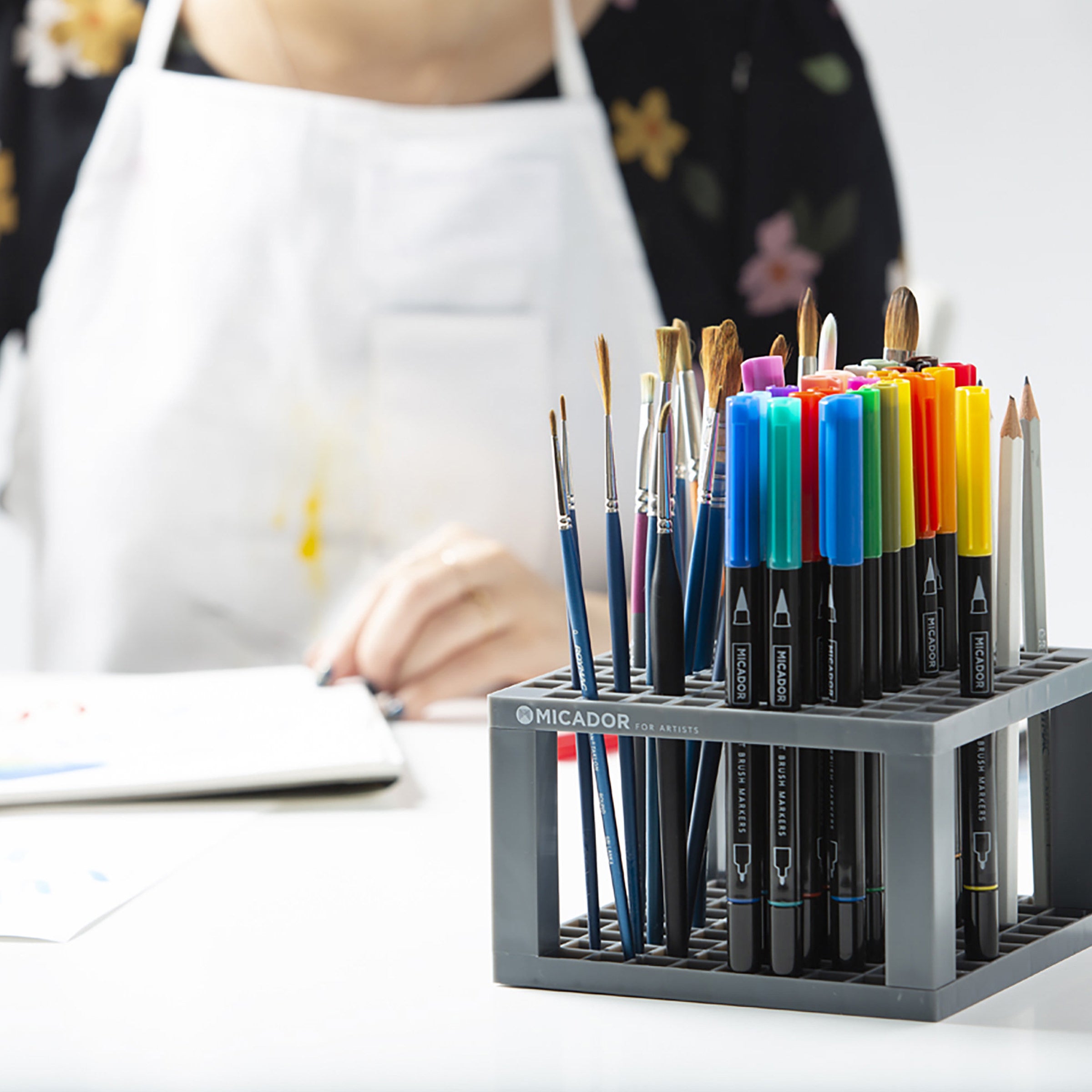 Studio Stand  Micador For Artists